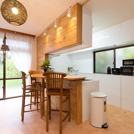 Ferienwohnung South Window Onna-Son Nakama  Exterior foto